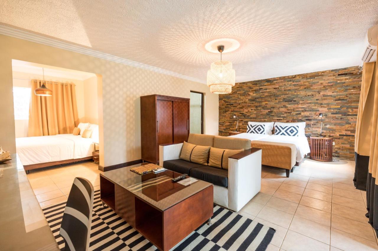 Omali Sao Tome Hotel Ngoại thất bức ảnh