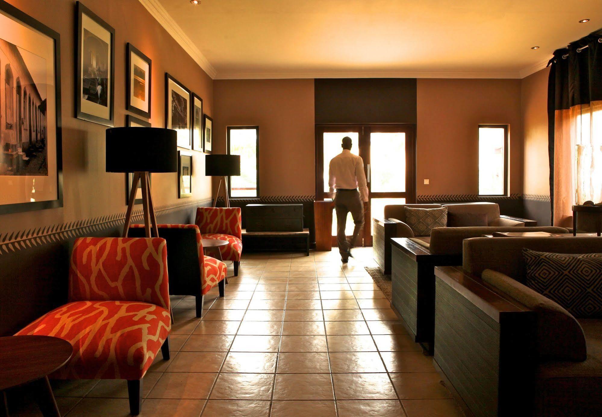 Omali Sao Tome Hotel Ngoại thất bức ảnh