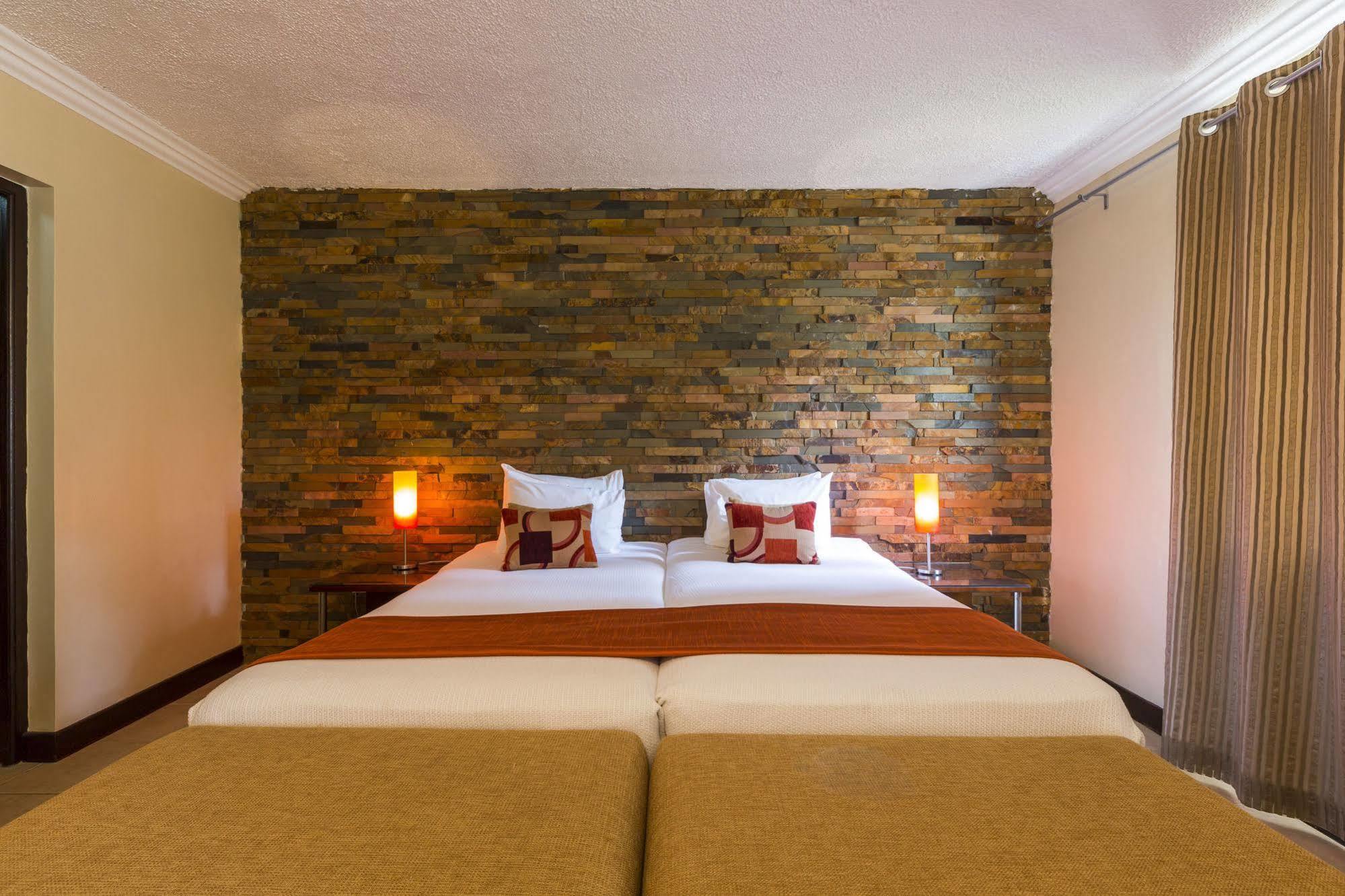 Omali Sao Tome Hotel Ngoại thất bức ảnh