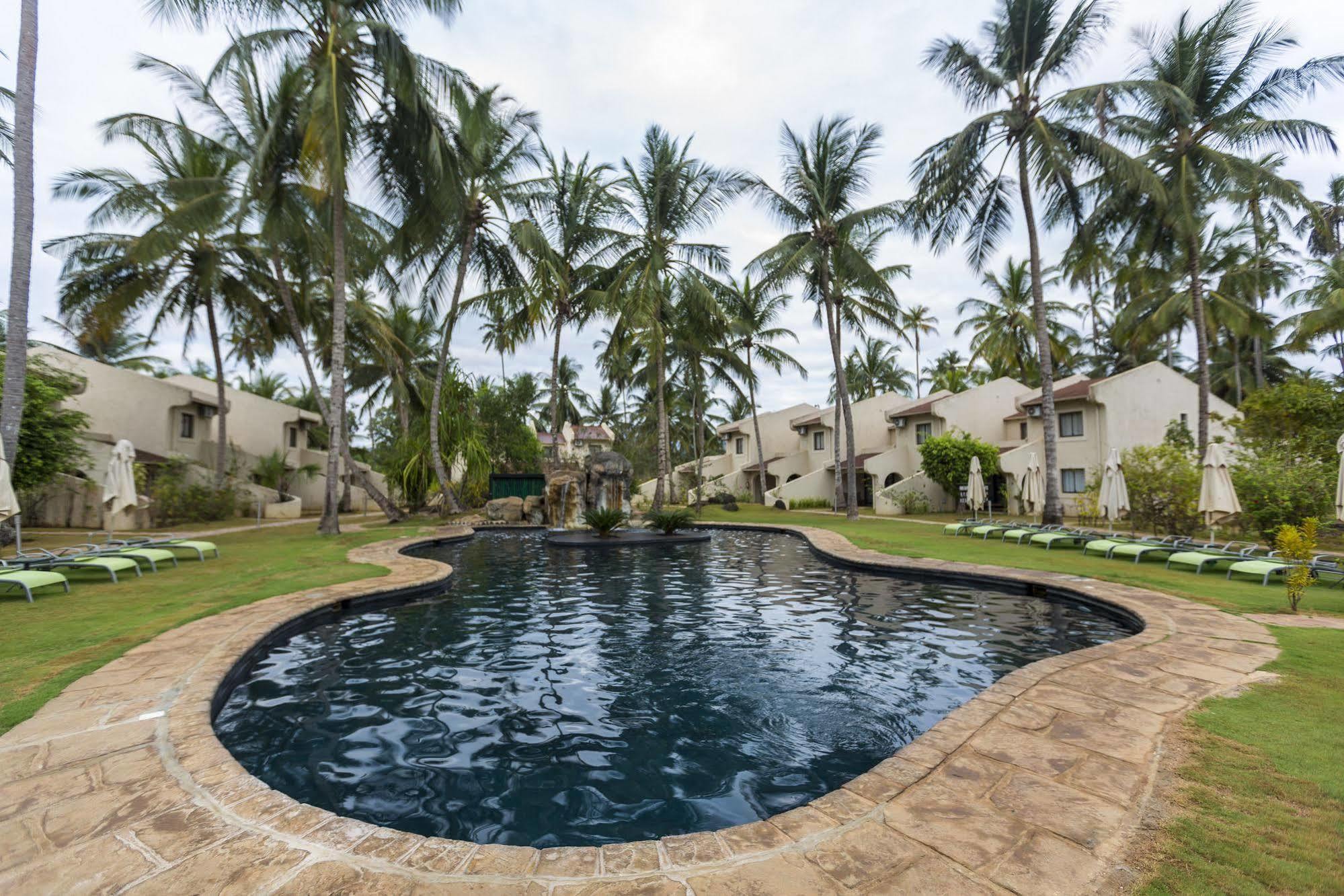 Omali Sao Tome Hotel Ngoại thất bức ảnh